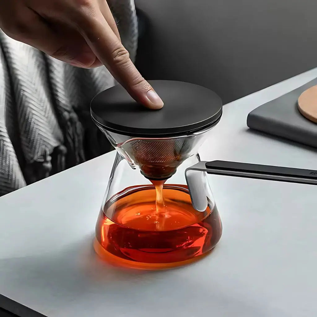 Alus Artisan One-Button Teapot With Infuser