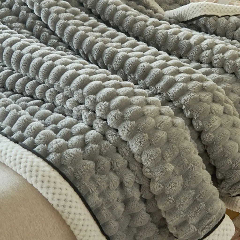 Amélie Doudou Soft Plush Throw Blanket