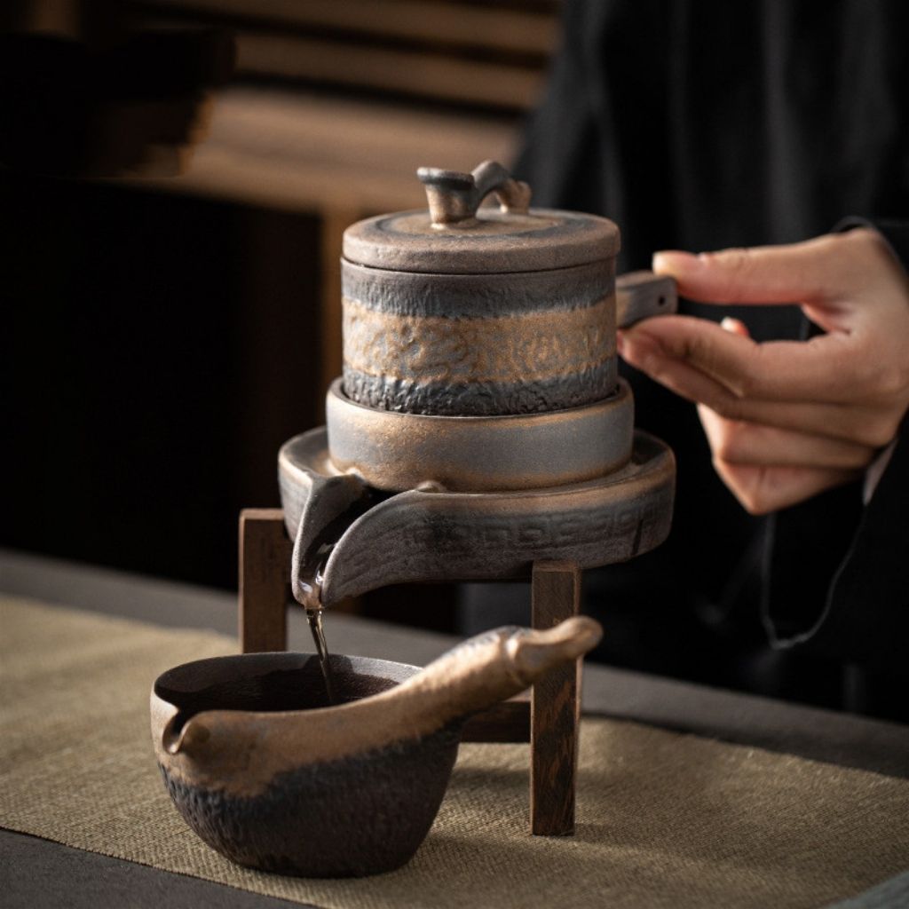 Taojin Gilded Iron Glaze Ceramic Tea Set