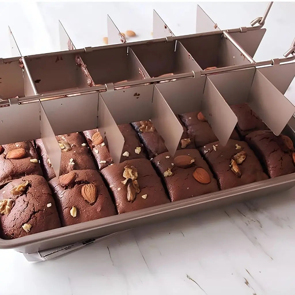 Harper Nonstick Brownie Baking Pan
