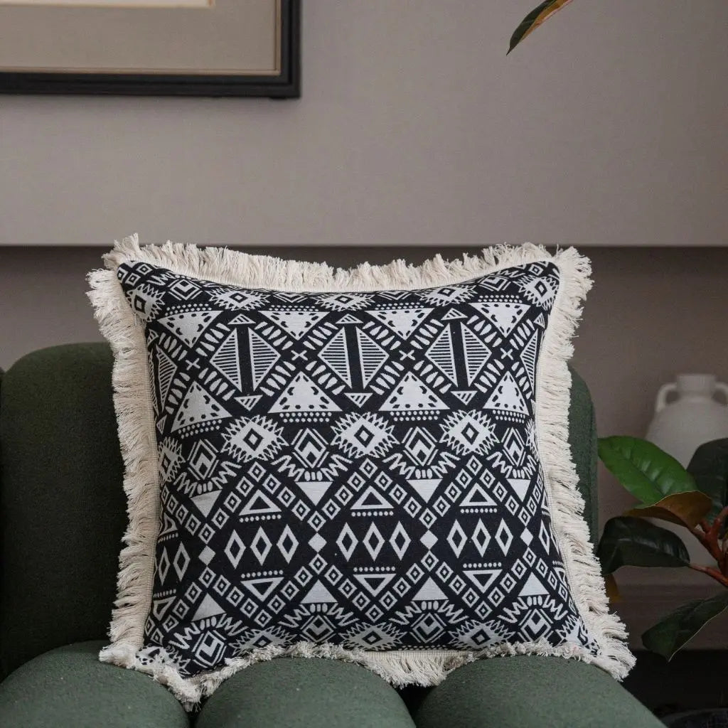 Noah American Jacquard Tassel Pillowcase