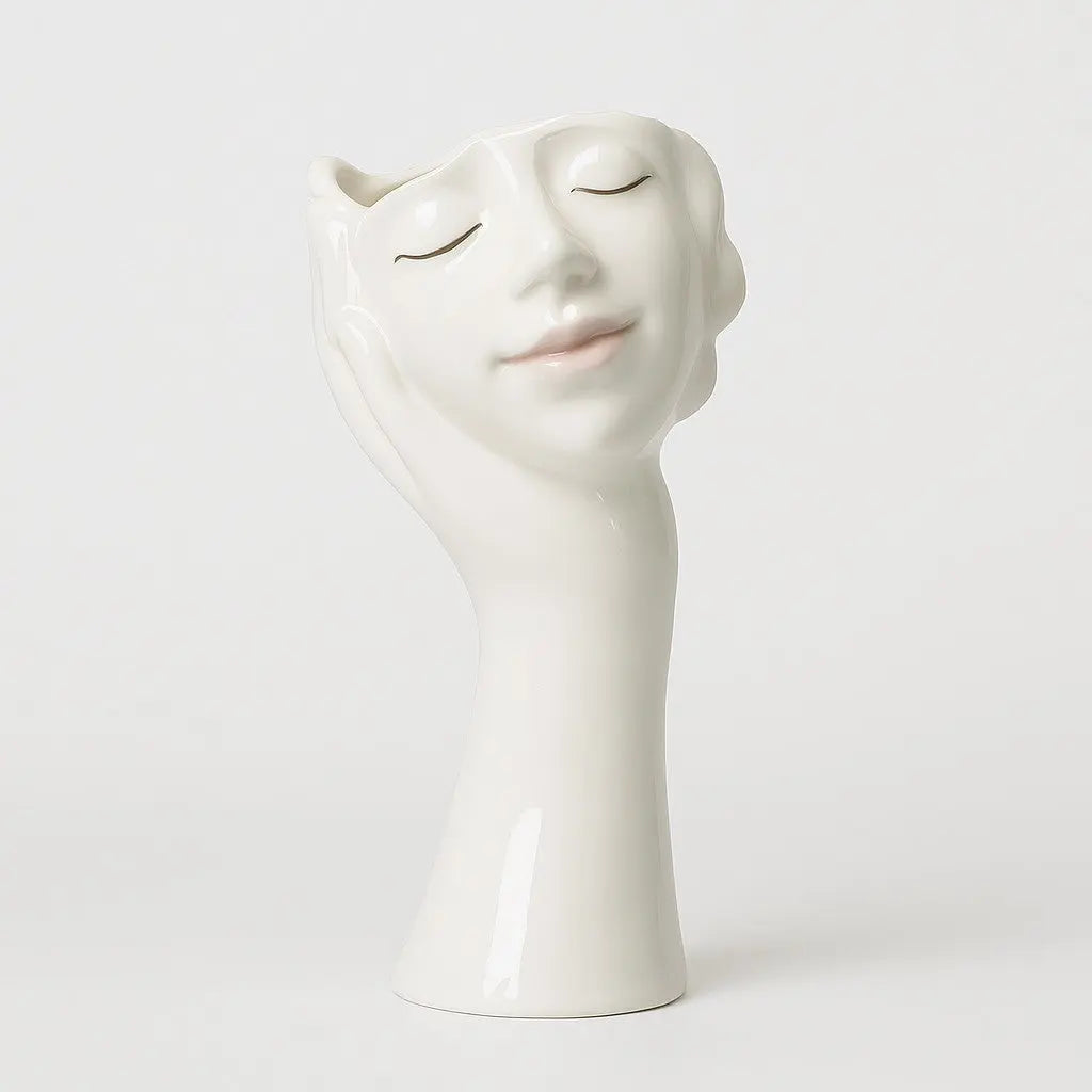 Liri Sculptural Face Flower Holder