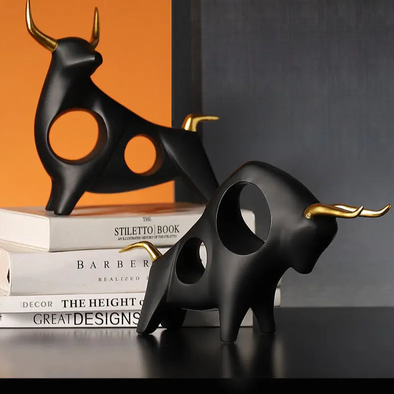 Noir Aureum Resin Bull Sculpture