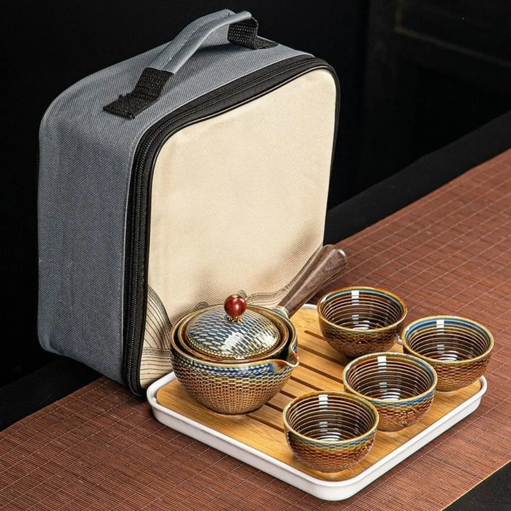 Taven Retro Pot with Cups & Gift Box