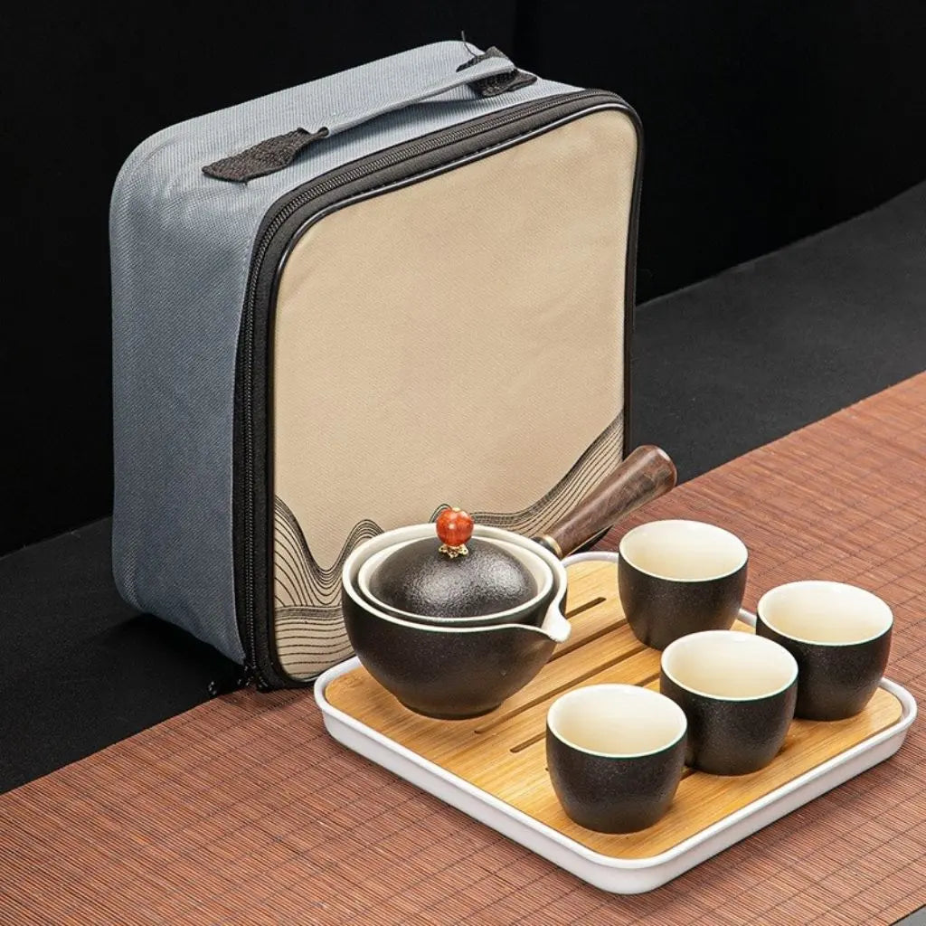 Taven Retro Pot with Cups & Gift Box