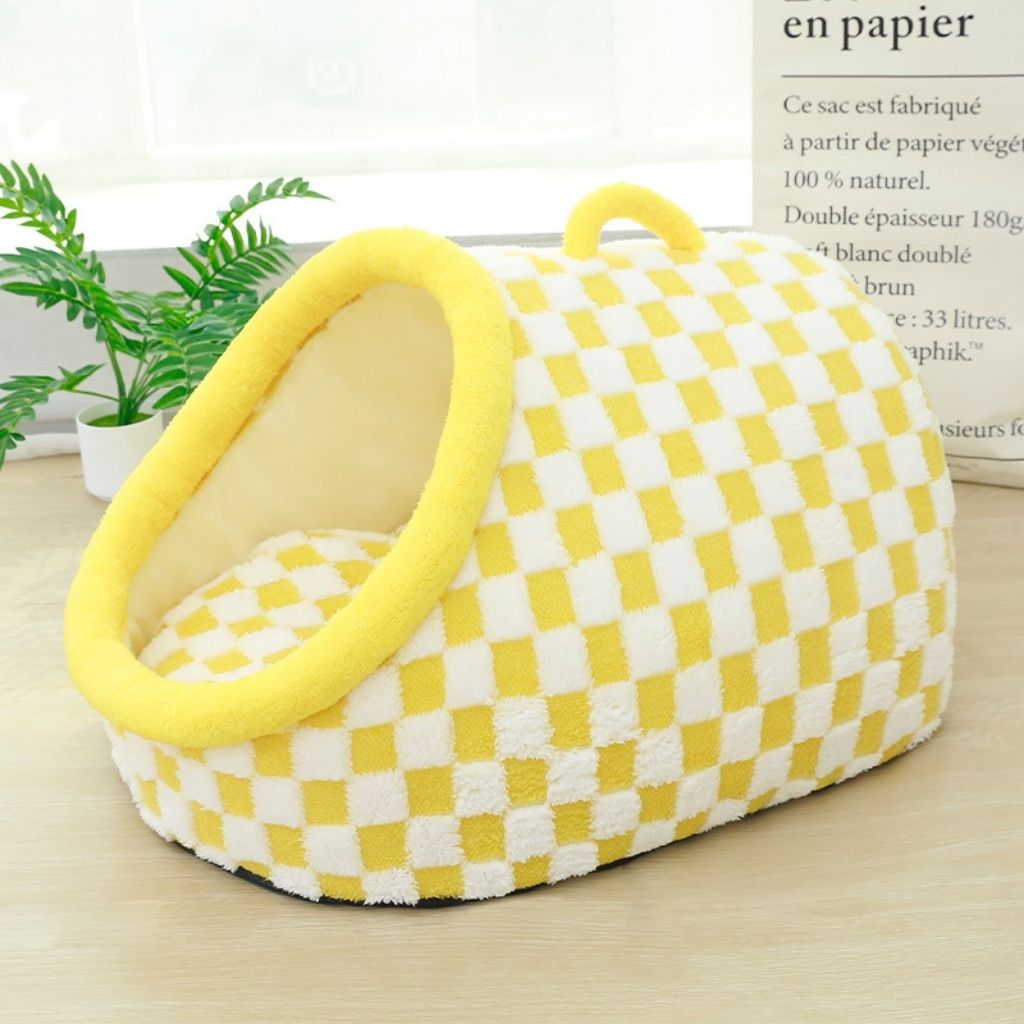 Arlo Checkered Semi-Enclosed Pet Bed for All Seasons