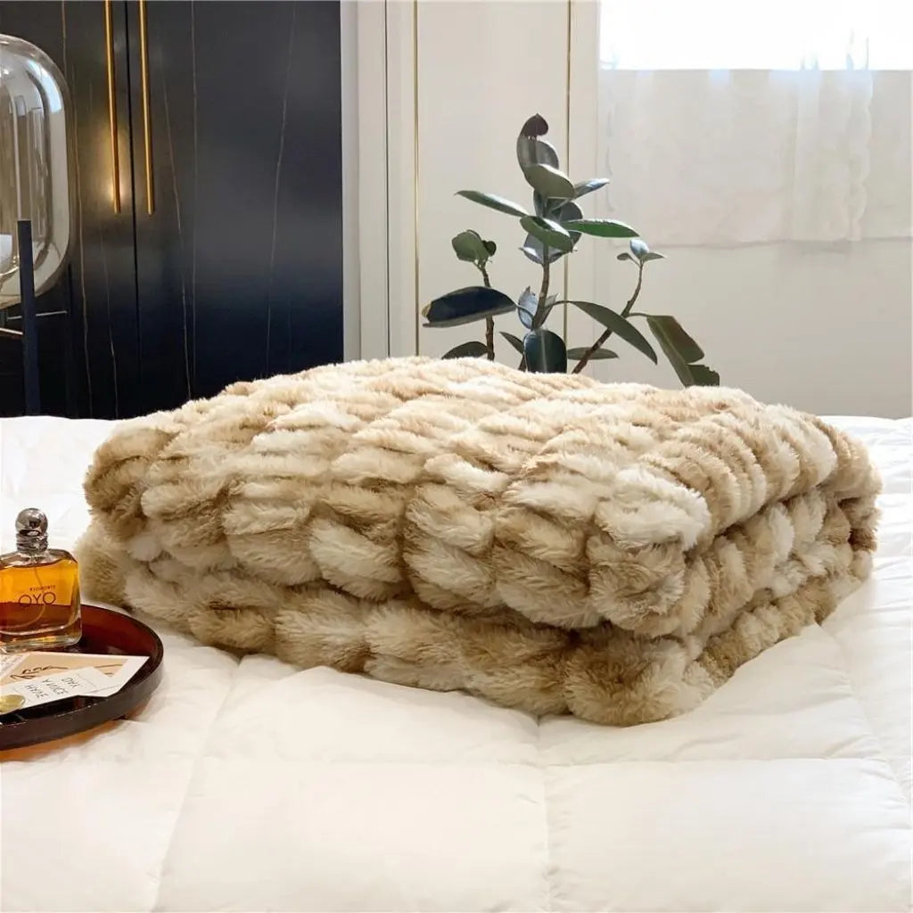 Lena Bubble Faux Fur Fleece Blanket – Soft Skin-Friendly Throw for Sofa & Bed