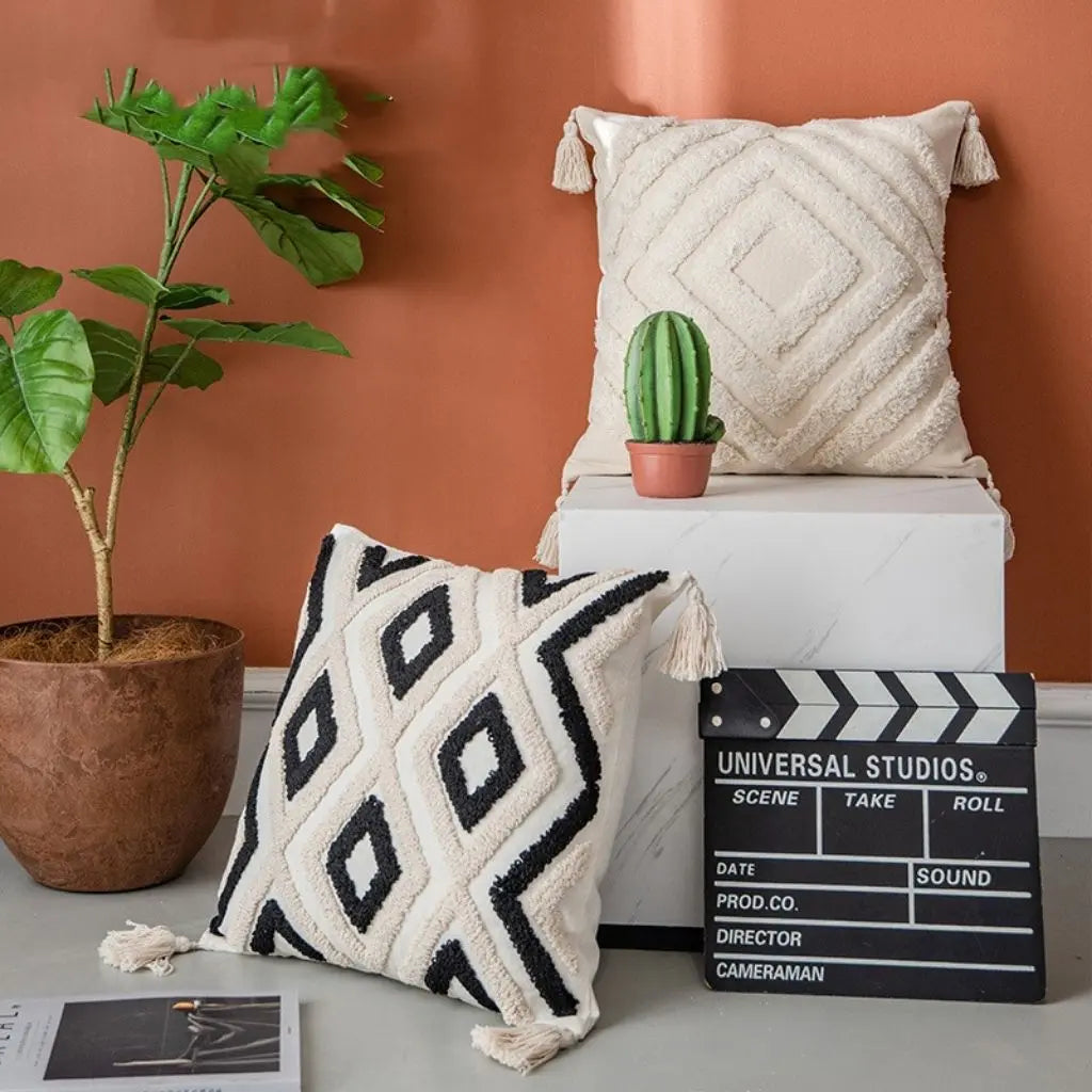 Madison Tufted Diamond Pillowcase